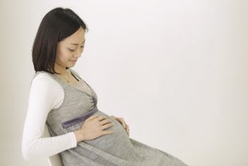 出産を控える女性